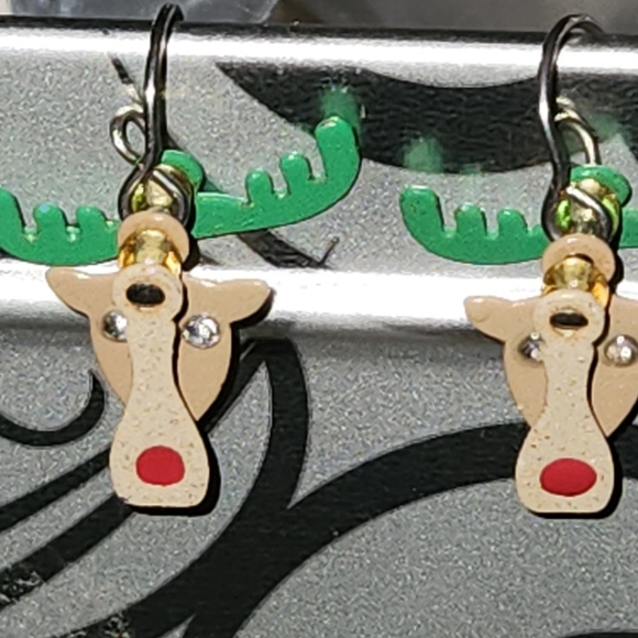 Raindeer Earrings - Picture 1 of 11